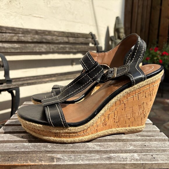Hush Puppies platform wedge sandals. - Picture 4 of 11